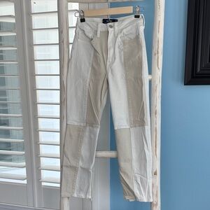 Hollister Ultra High-Rise Vintage Straight Cream Jeans